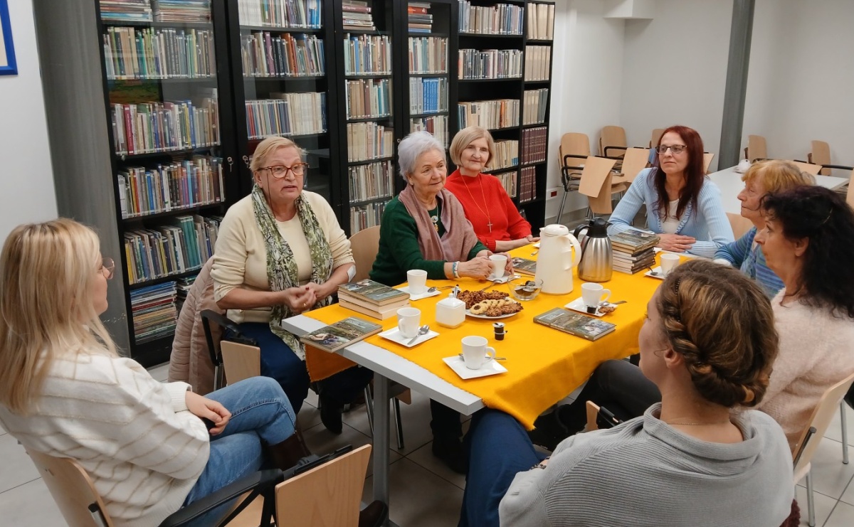 Biblioteczne kluby polecają się na nowy rok - Serwis informacyjny z Raciborza - naszraciborz.pl