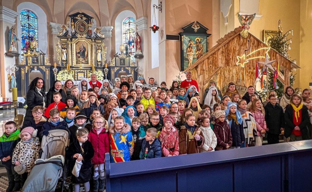 Mali kolędnicy misyjni z Raciborza wsparli Papieskie Dzieło Misyjne. Zebrali 25 tys. zł - Serwis informacyjny z Raciborza - naszraciborz.pl