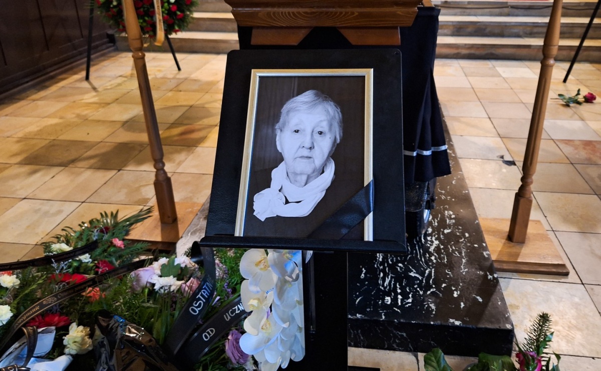 ZNP żegna koleżankę Stefanię Krakowską - Serwis informacyjny z Raciborza - naszraciborz.pl