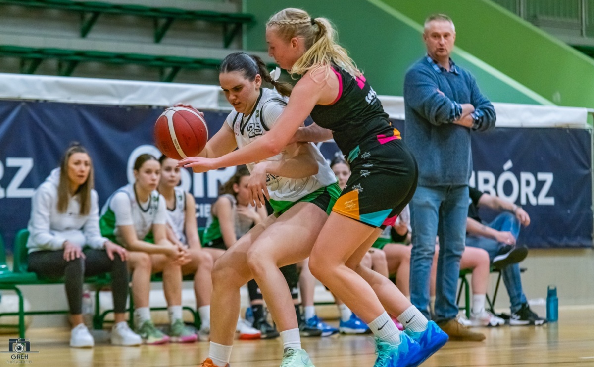 Błędy w defensywie przesądziły o wyniku [FOTO i WIDEO] - Serwis informacyjny z Raciborza - naszraciborz.pl