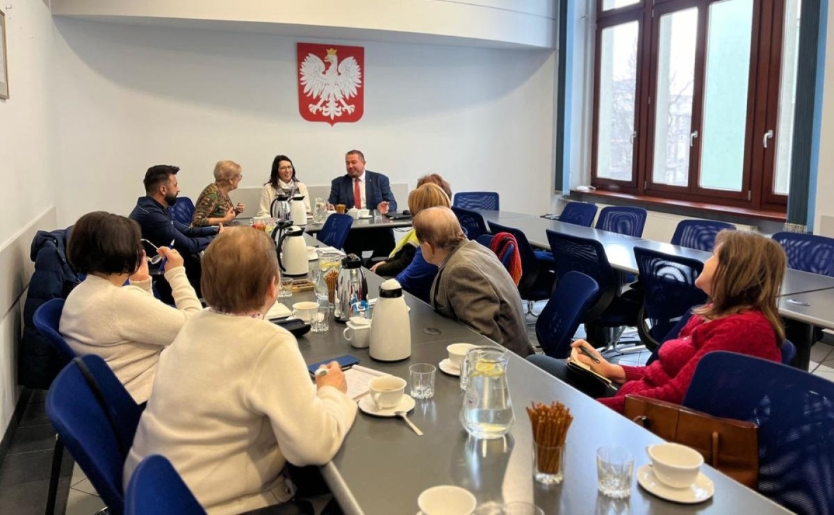 Raciborski policjant na obradach Rady Seniorów - Serwis informacyjny z Raciborza - naszraciborz.pl