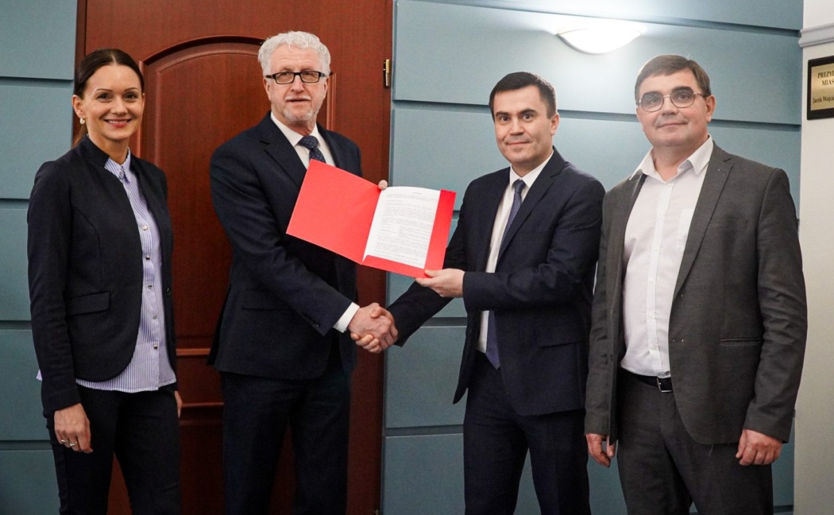 Teren inwestycyjny w Raciborzu przy Cieszyńskiej sprzedany. Nowe perspektywy rozwoju gospodarczego - Serwis informacyjny z Raciborza - naszraciborz.pl