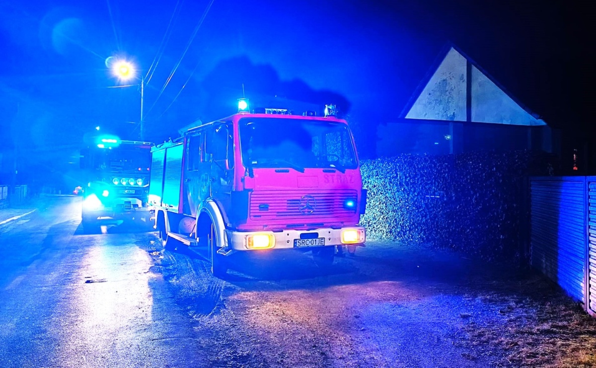 Pożar sadzy w kominie w Makowie - Serwis informacyjny z Raciborza - naszraciborz.pl