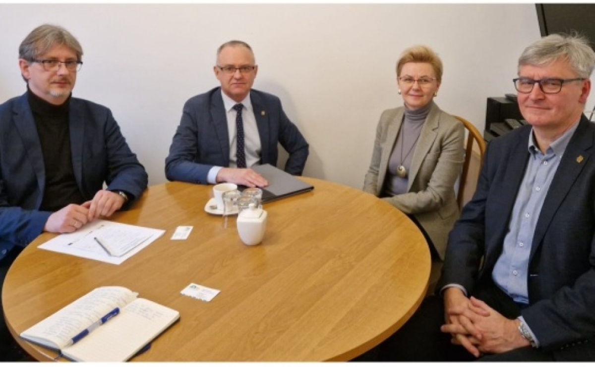 Powiat w MEN i OHP w Warszawie - Serwis informacyjny z Raciborza - naszraciborz.pl