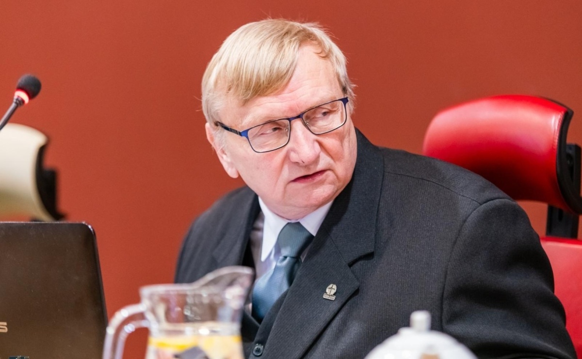 Kontakt z wykonawcą się urwał. W ratuszu o starym szpitalu i winiarni - Serwis informacyjny z Raciborza - naszraciborz.pl