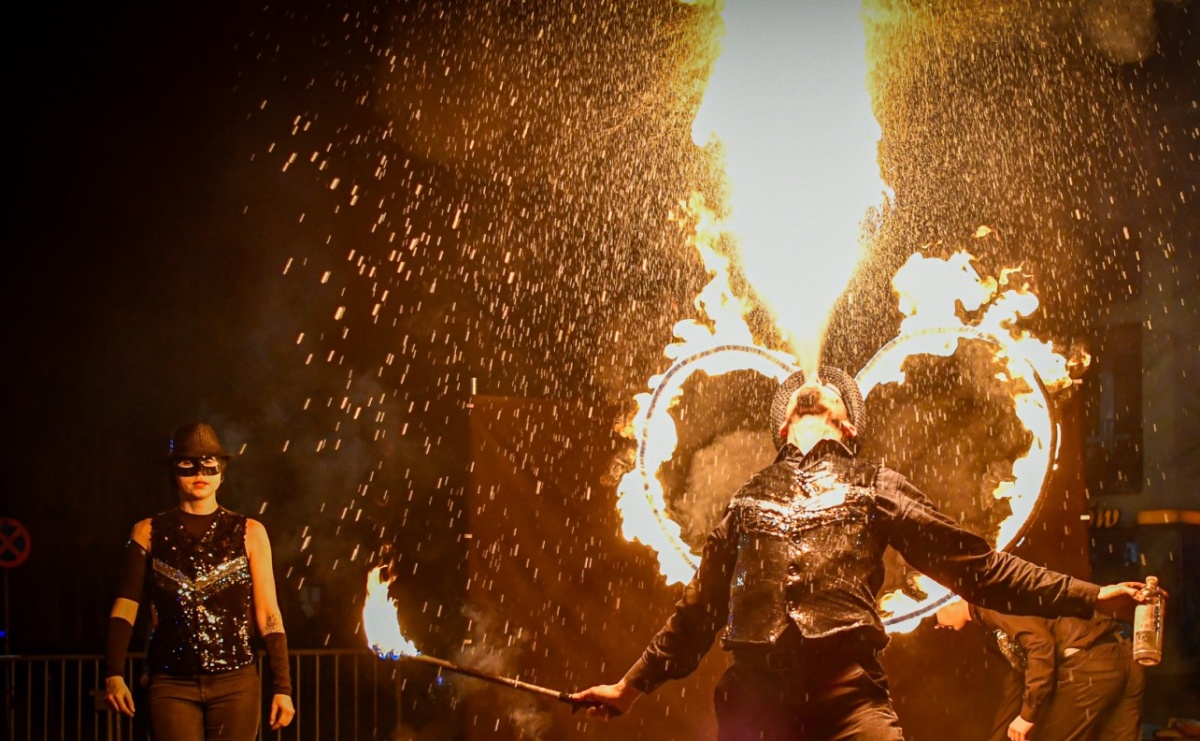 Enigma z Zawiercia zachwyciła na Raciborskim Finale WOŚP [FOTO i WIDEO] - Serwis informacyjny z Raciborza - naszraciborz.pl