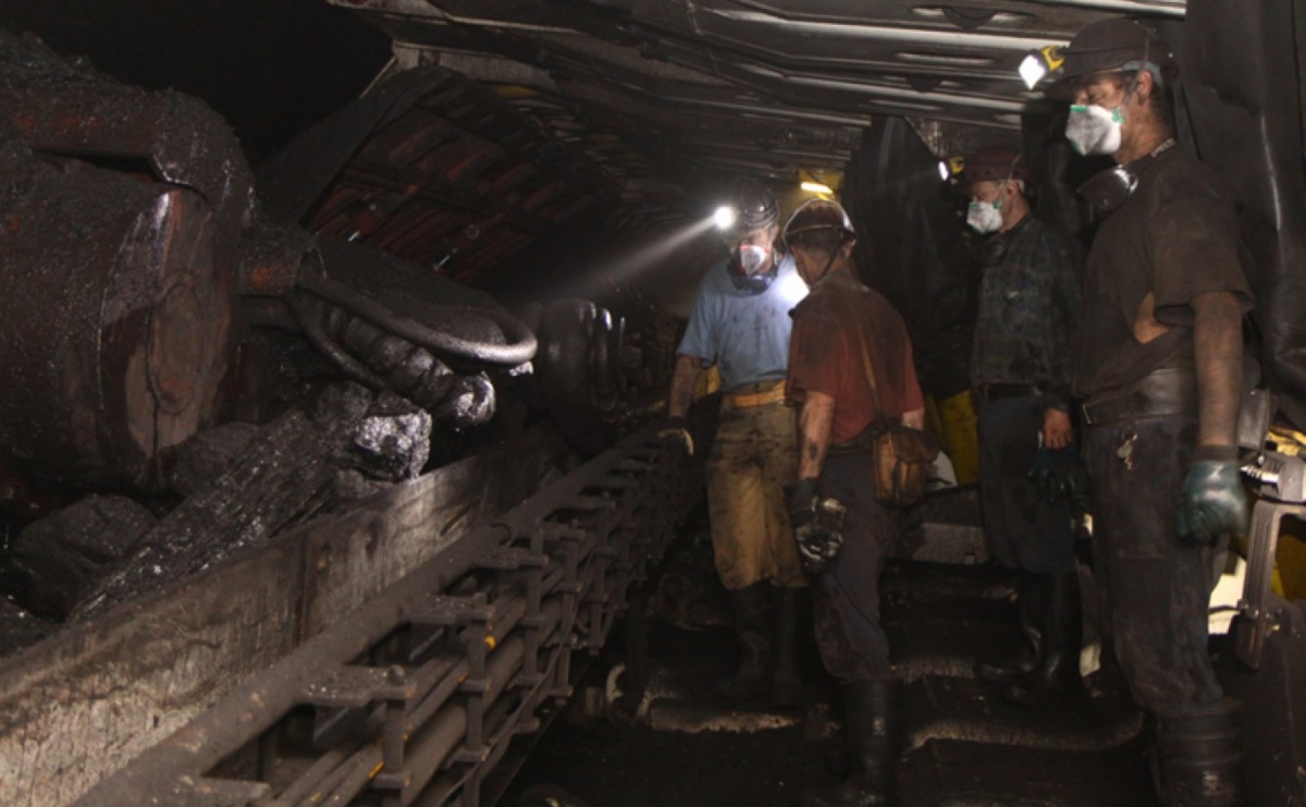 Wstrząs w Kopalni KWK ROW Ruch Marcel. Ewakuacja górników - Serwis informacyjny z Raciborza - naszraciborz.pl