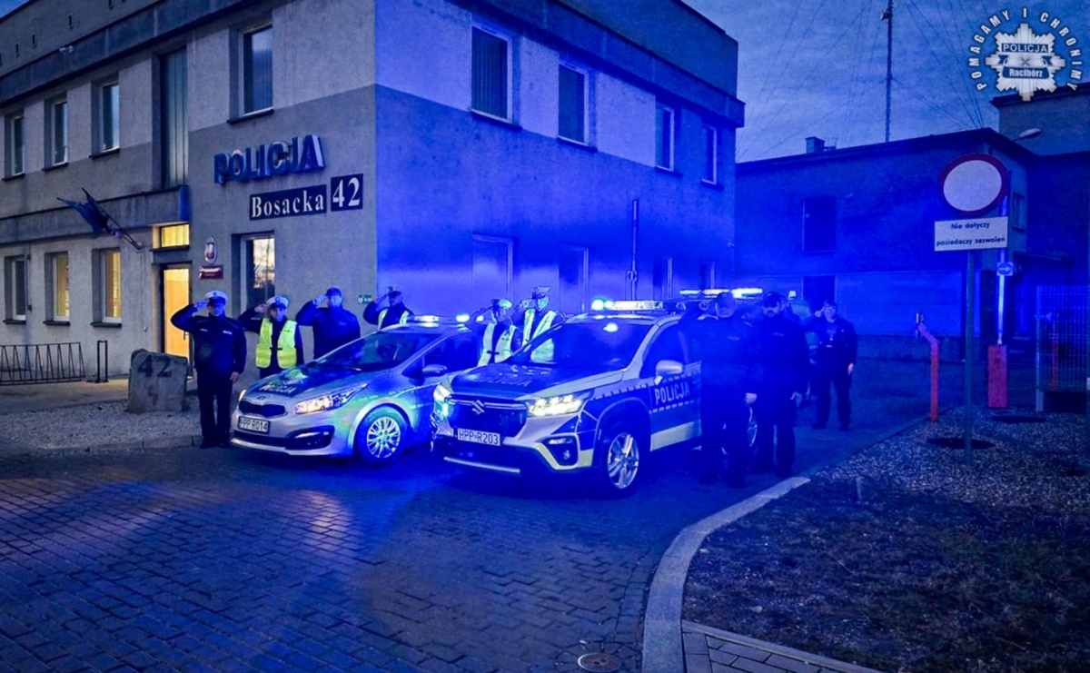 Policjanci z Raciborza uczcili pamięć zmarłego ratownika medycznego - Serwis informacyjny z Raciborza - naszraciborz.pl