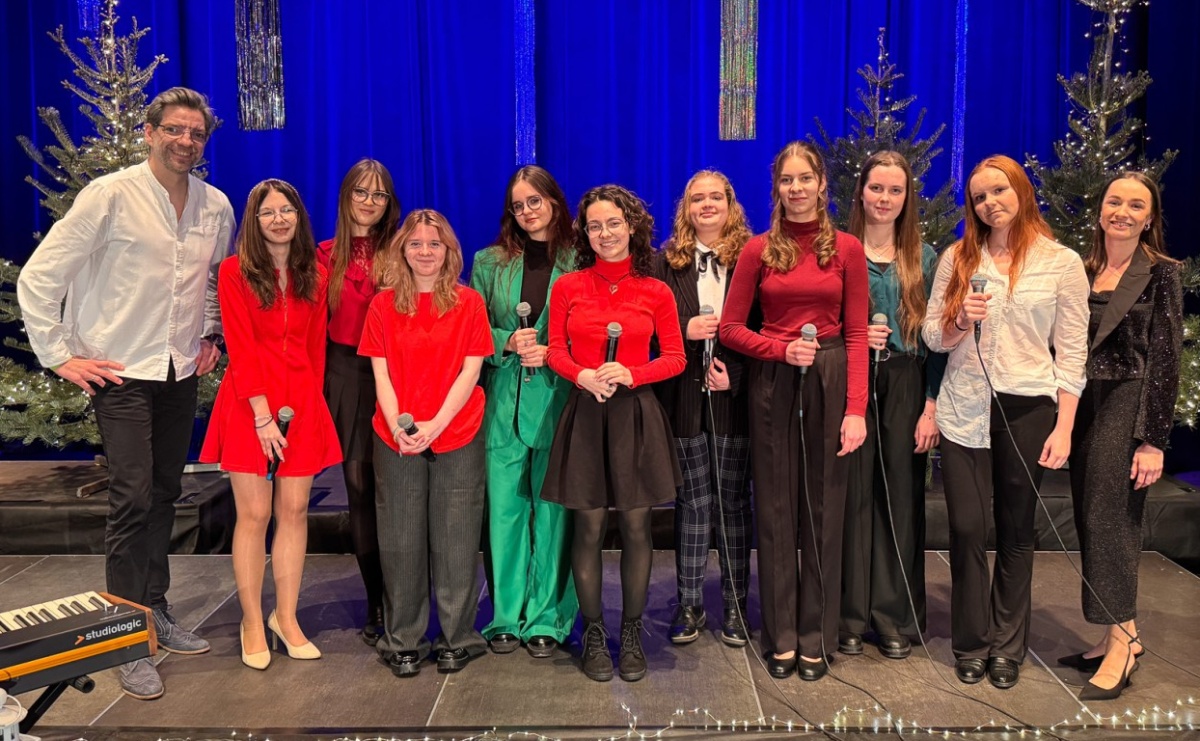 Cztery klipy świąteczne PERSPEKTYWY. Nagrania, które chwytają za serce!  - Serwis informacyjny z Raciborza - naszraciborz.pl