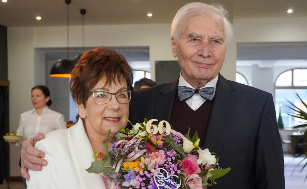Diamentowe Gody Mirosławy i Franciszka Borysowiczów. 60 lat miłości, sztuki i pasji - Serwis informacyjny z Raciborza - naszraciborz.pl