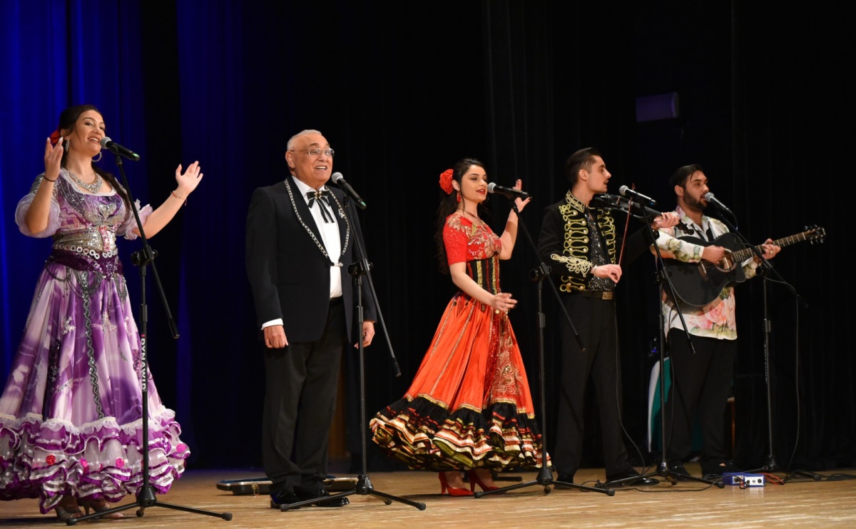 Od czardasza do przeboju – Don Vasyl zachwycił publiczność - Serwis informacyjny z Raciborza - naszraciborz.pl