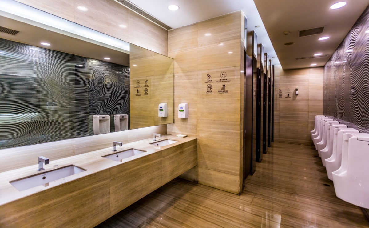 Jak zaprojektować spójną aranżację łazienki? Wybieramy odpowiednie oświetlenie - Serwis informacyjny z Raciborza - naszraciborz.pl