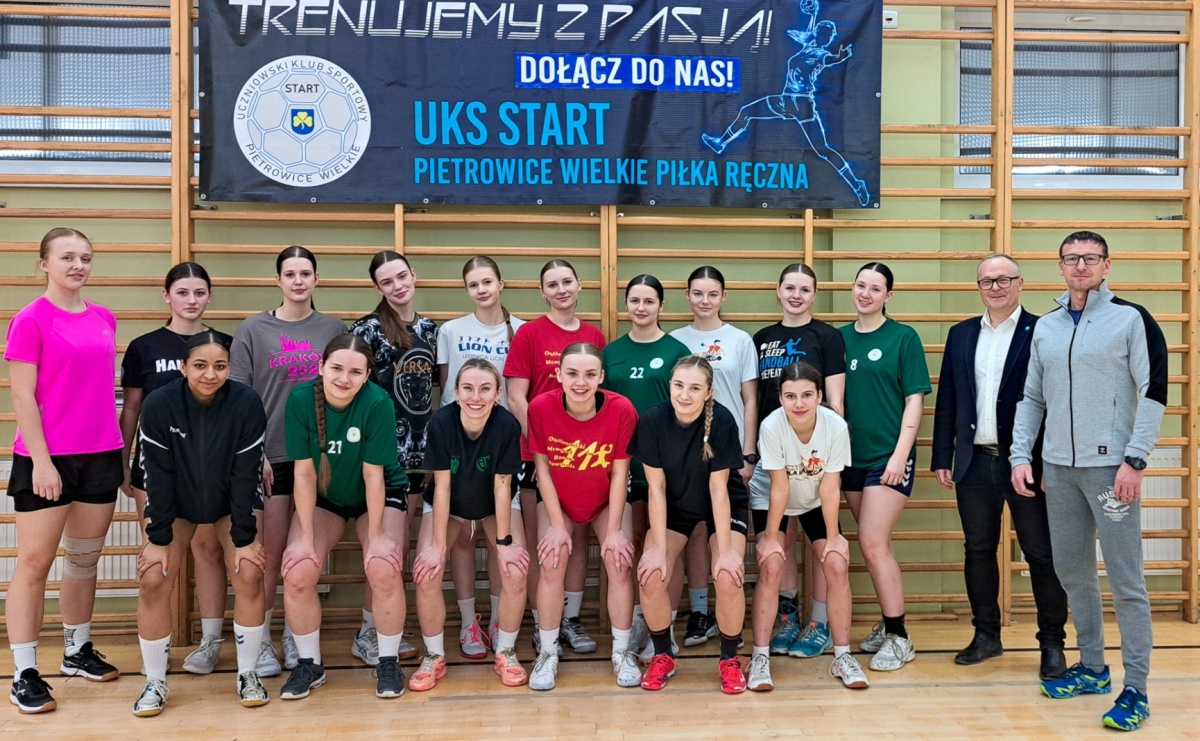 Pietrowickie Koniczynki drugi rok z rzędu z awansem do 1/16 Mistrzostw Polski - Serwis informacyjny z Raciborza - naszraciborz.pl