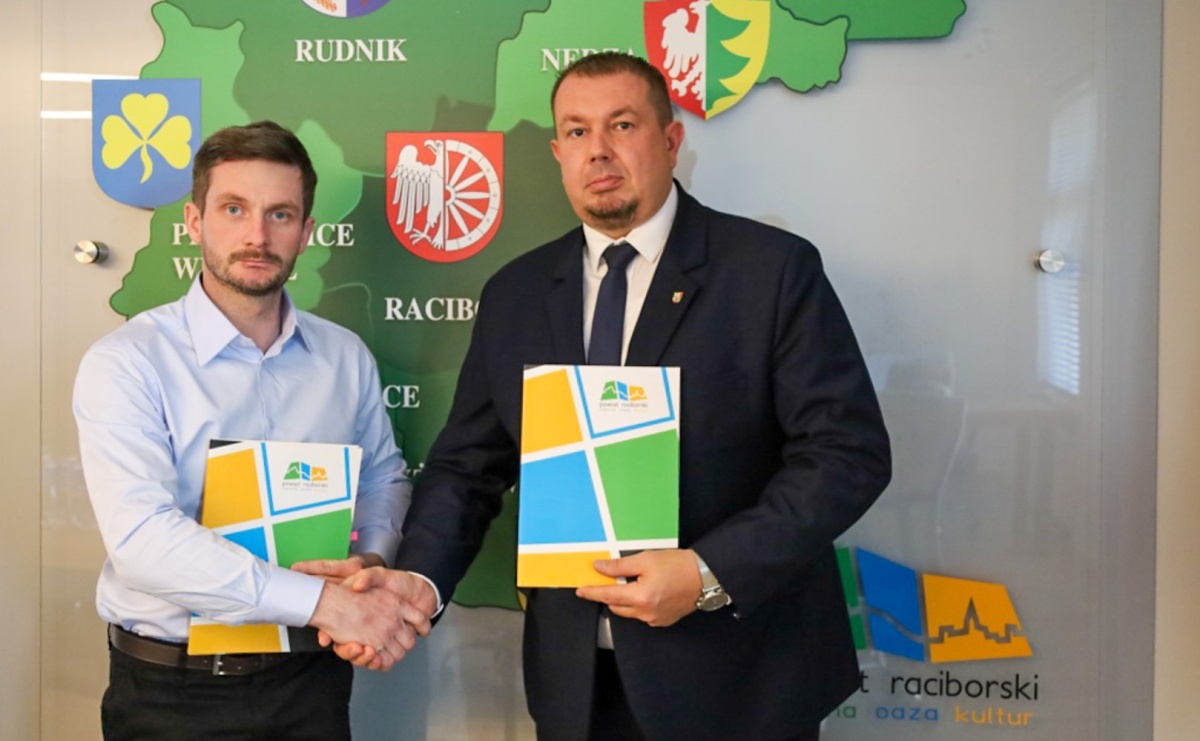 Umowa na scalanie gruntów w Roszkowie podpisana! - Serwis informacyjny z Raciborza - naszraciborz.pl