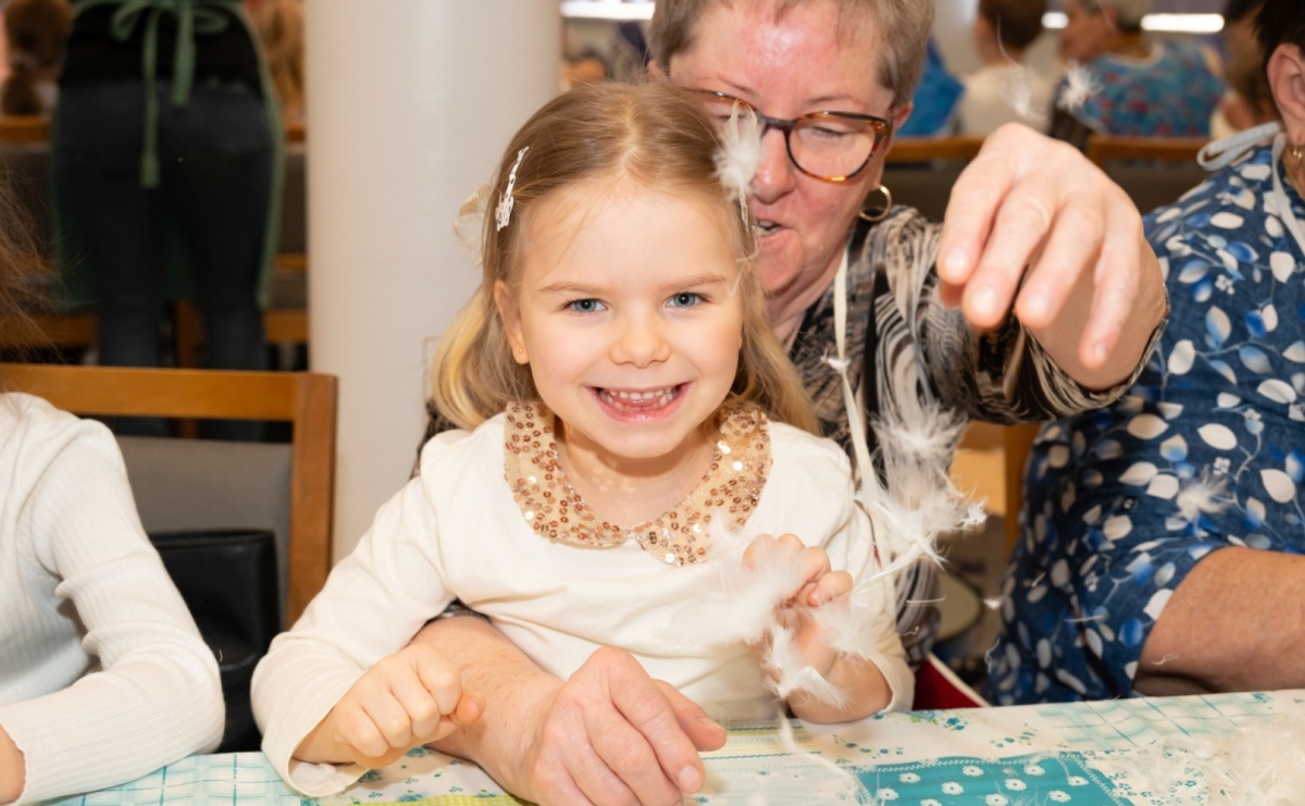 Skubanie pierza w Tworkowie. Tradycja, która łączy pokolenia - Serwis informacyjny z Raciborza - naszraciborz.pl