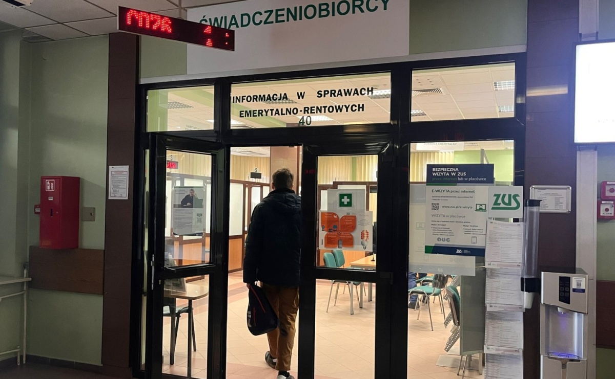 Dorabiałeś do wcześniejszej emerytury czy renty w ubiegłym roku? Do końca lutego przekaż do ZUS informację o przychodach - Serwis informacyjny z Raciborza - naszraciborz.pl