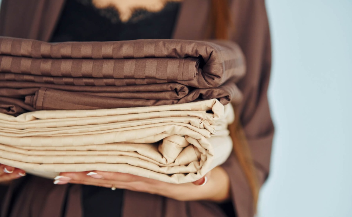 Naturalna czy sztuczna satyna? Na co zwrócić uwagę przy zakupie pościeli? - Serwis informacyjny z Raciborza - naszraciborz.pl