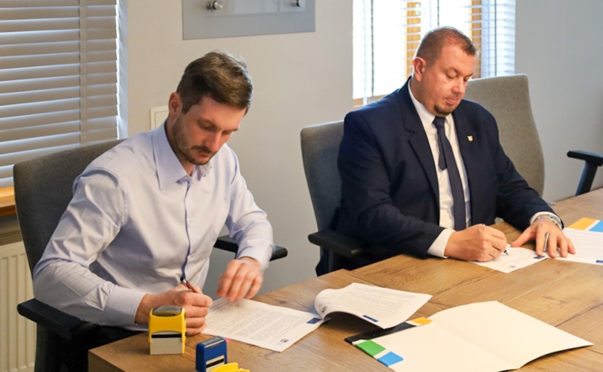 Kolejna umowa na scalanie gruntów w powiecie raciborskim - Serwis informacyjny z Raciborza - naszraciborz.pl