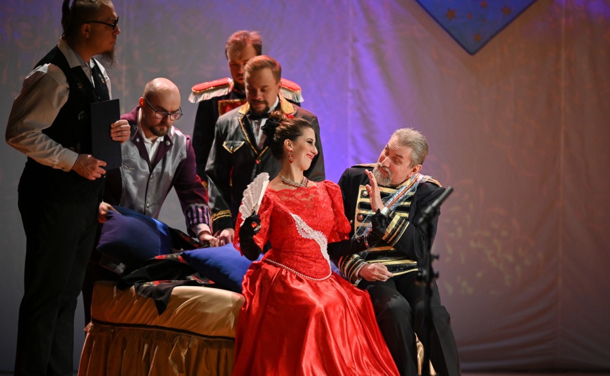 Wesoła wdówka oczarowała publiczność w Raciborskim Centrum Kultury - Serwis informacyjny z Raciborza - naszraciborz.pl