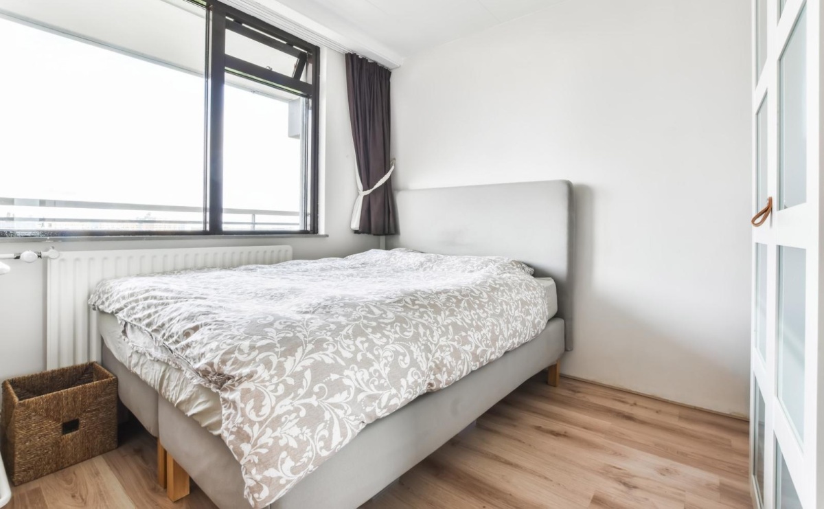 Dlaczego warto wybrać łóżko 90x200? Przewodnik dla kupujących - Serwis informacyjny z Raciborza - naszraciborz.pl