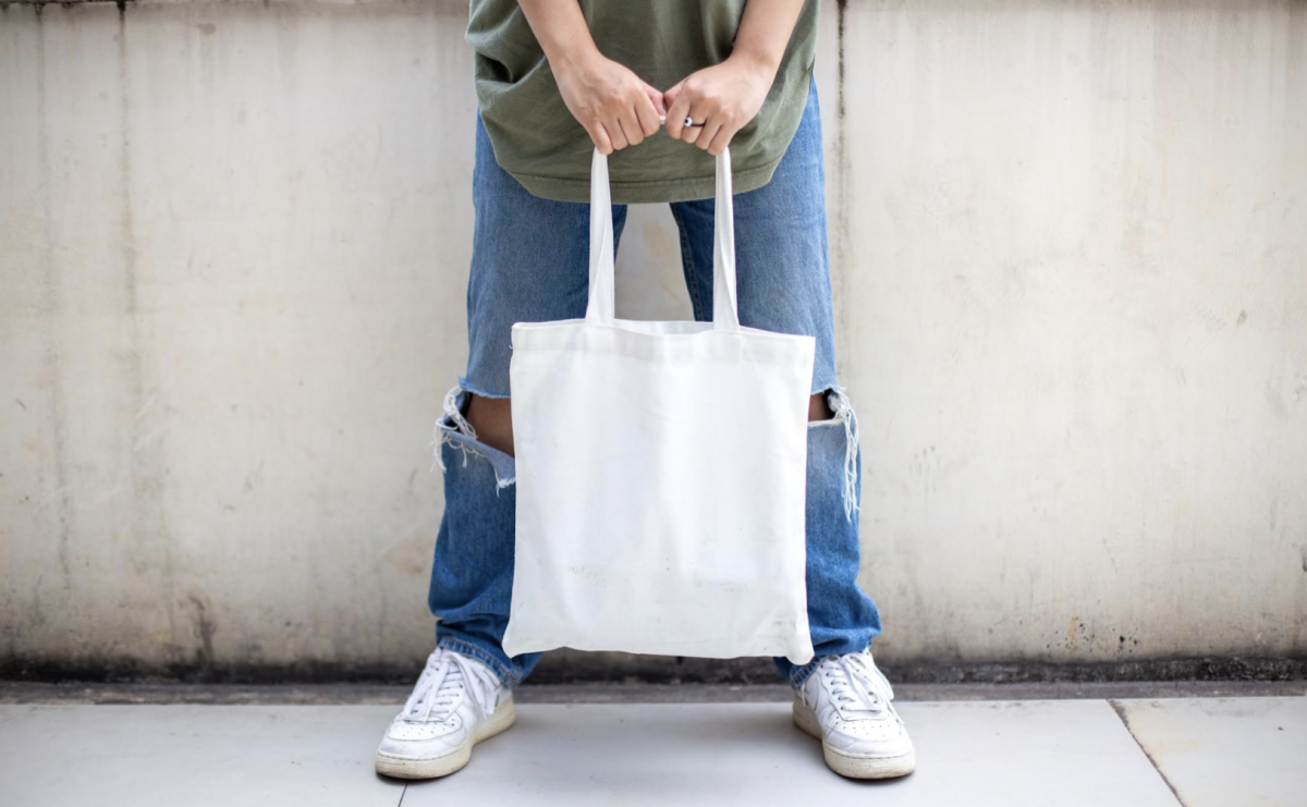 Rękawice nitrylowe i torby wielorazowe – dlaczego warto je mieć? - Serwis informacyjny z Raciborza - naszraciborz.pl