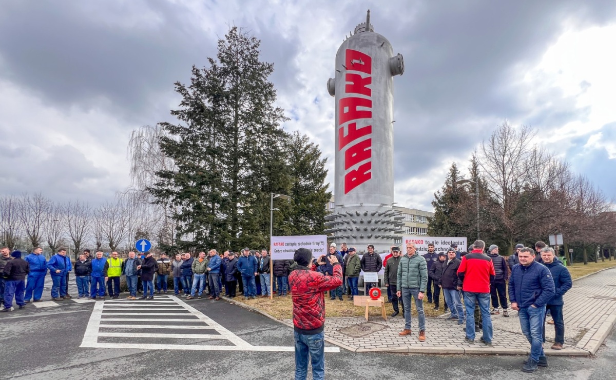 Kurs Rafako oddał niemal całą zbrojeniową euforię. MAP tłumaczy stan gry - Serwis informacyjny z Raciborza - naszraciborz.pl