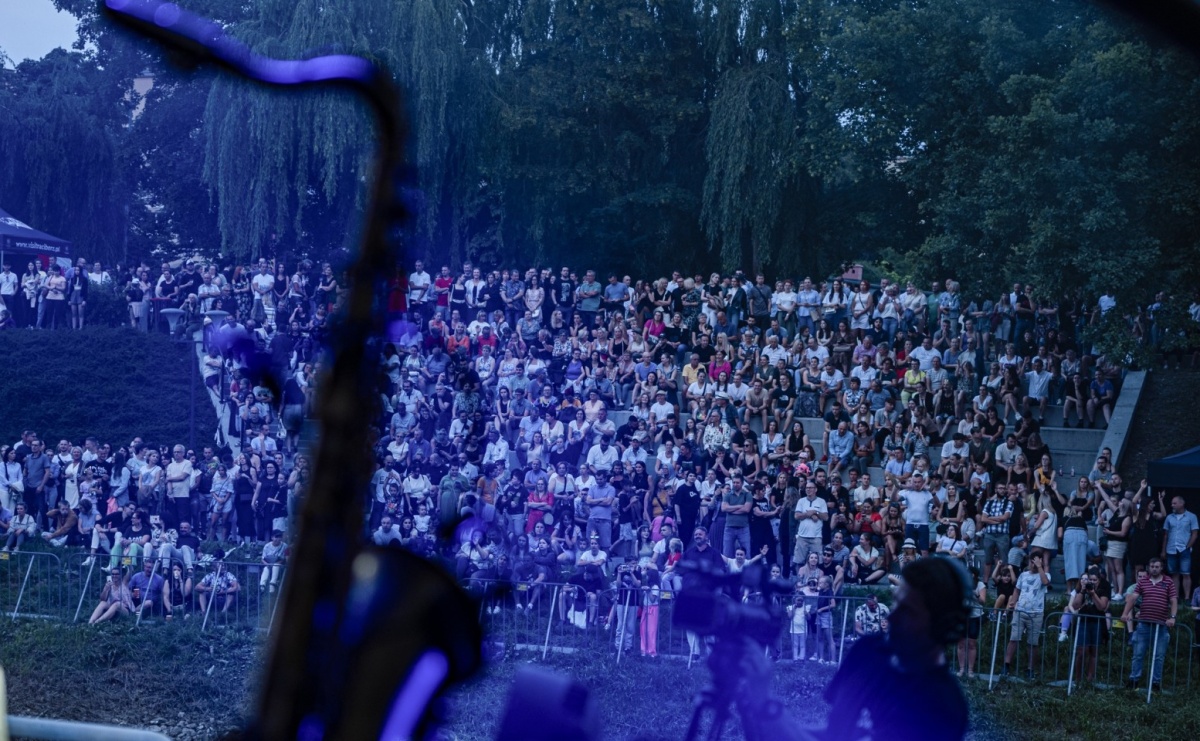 Dni Raciborza 2025: Grzegorz Hyży, Viki Gabor, Sarsa i Ørganek na scenie nad Odrą - Serwis informacyjny z Raciborza - naszraciborz.pl