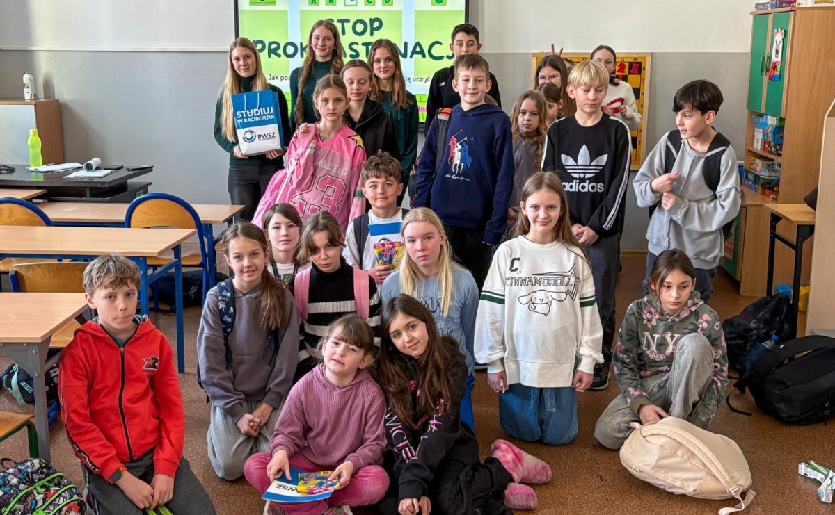 SmileInTasking – projekt uczennic II LO w Raciborzu - Serwis informacyjny z Raciborza - naszraciborz.pl