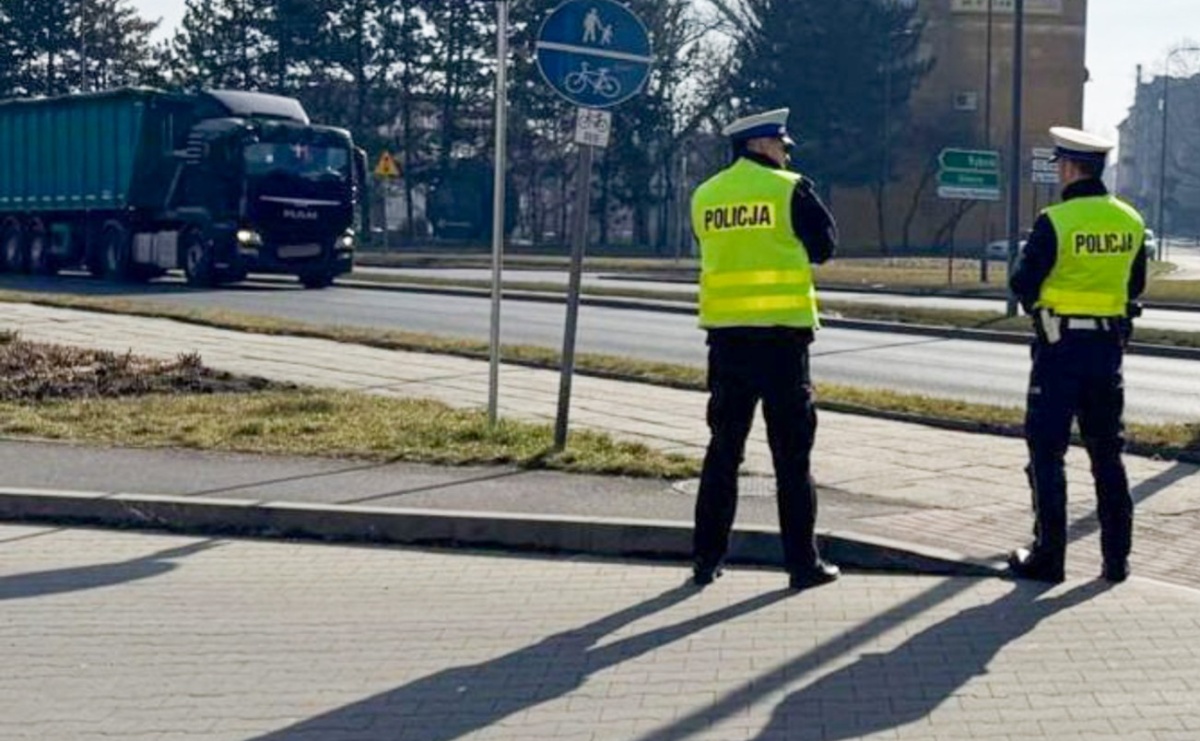 Policjanci z raciborskiej drogówki do działań użyli drona - Serwis informacyjny z Raciborza - naszraciborz.pl
