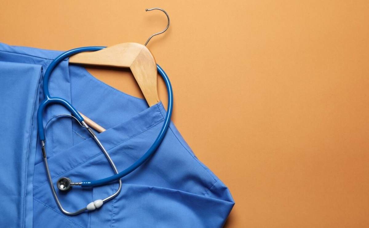 Czy warto inwestować w wysokiej jakości odzież medyczną? - Serwis informacyjny z Raciborza - naszraciborz.pl