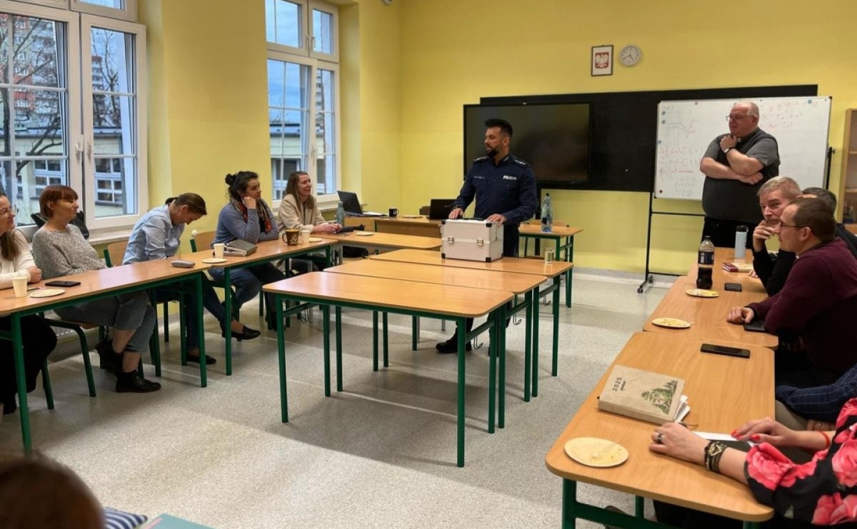 Spotkanie z nauczycielami w Diecezjalnym Liceum Ogólnokształcącym - Serwis informacyjny z Raciborza - naszraciborz.pl