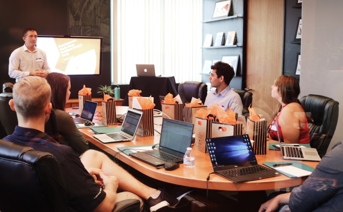 Jakie kursy dadzą Ci przewagę na rynku pracy w 2025? - Serwis informacyjny z Raciborza - naszraciborz.pl