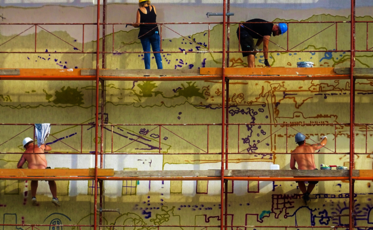 Jakie normy muszą spełniać rusztowania aluminiowe, by zapewnić bezpieczeństwo pracy? - Serwis informacyjny z Raciborza - naszraciborz.pl