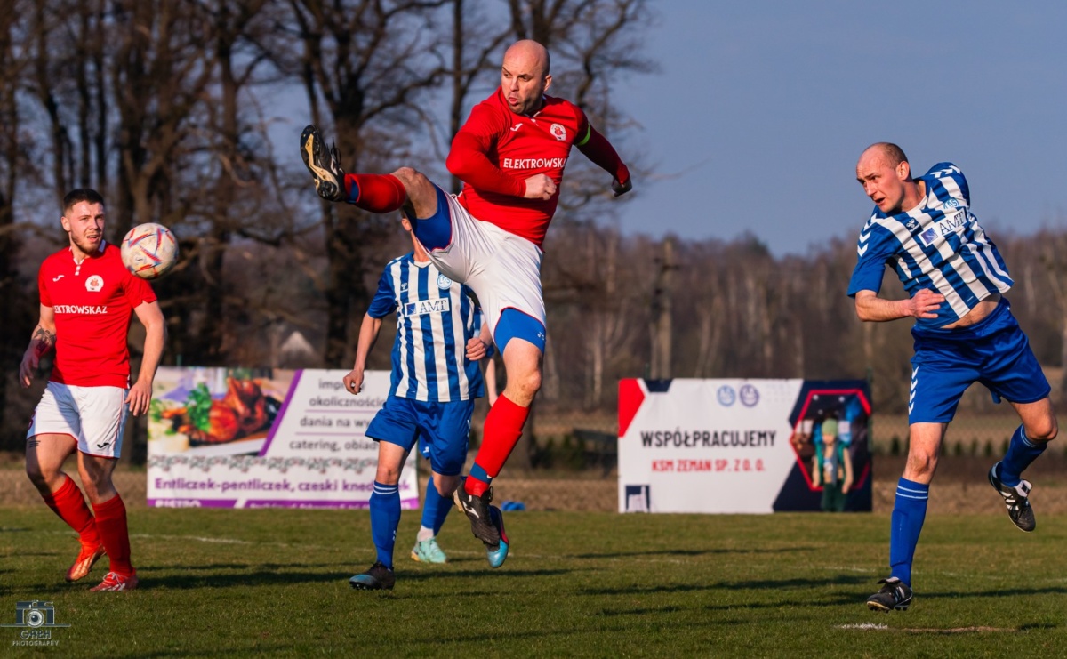 Niespodzianka kolejki: Markowice pokonują lidera! [FOTO] - Serwis informacyjny z Raciborza - naszraciborz.pl