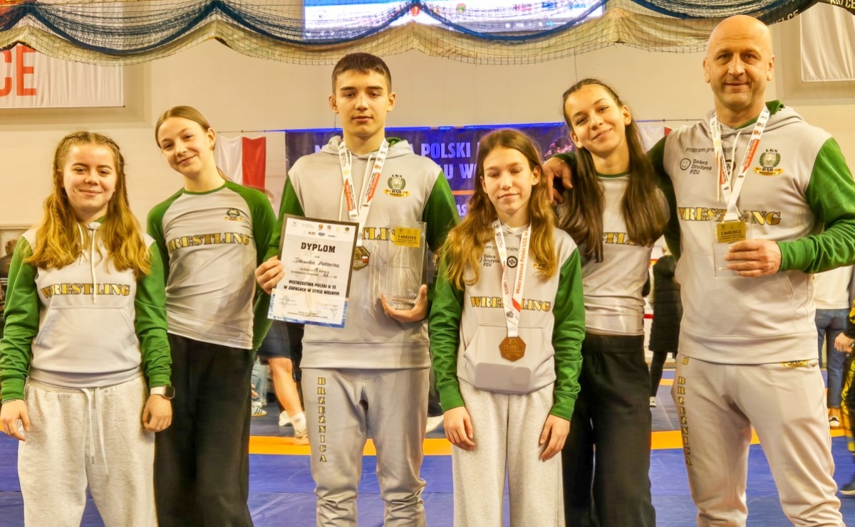 Sukcesy zawodników Dębu Brzeźnica na mistrzostwach Polski U15 - Serwis informacyjny z Raciborza - naszraciborz.pl