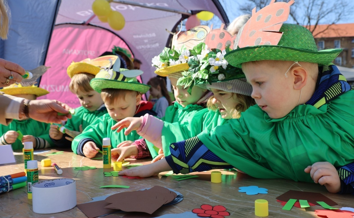 Witaj wiosno! Biblioteka na Pikniku w Ogródku Jordanowskim - Serwis informacyjny z Raciborza - naszraciborz.pl