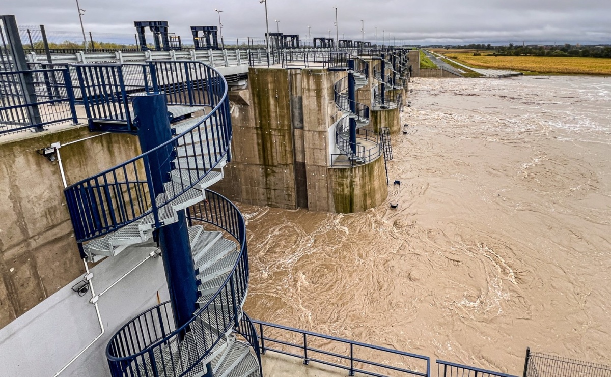 Bezpieczeństwo powodziowe pod lupą: eksperci zalecają ograniczenie piętrzenia wody w zbiorniku Racibórz - Serwis informacyjny z Raciborza - naszraciborz.pl