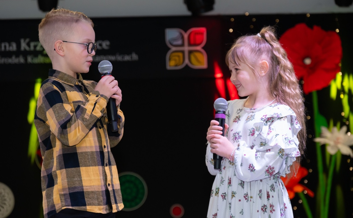 Śląsko godka w Tworkowie. Osiemnasty koncert lauratów konkursu [FOTO i WIDEO] - Serwis informacyjny z Raciborza - naszraciborz.pl