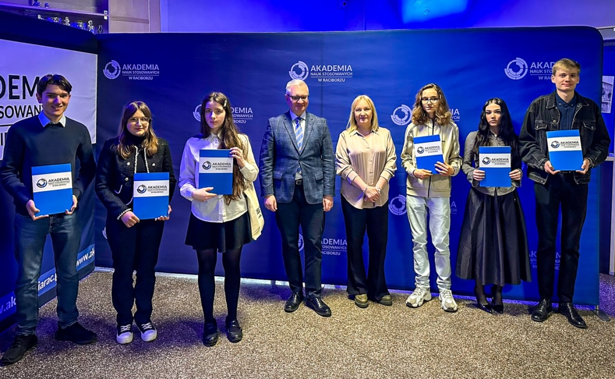 ANS. Konkurs języka angielskiego i języka niemieckiego – edycja XVIII - Serwis informacyjny z Raciborza - naszraciborz.pl