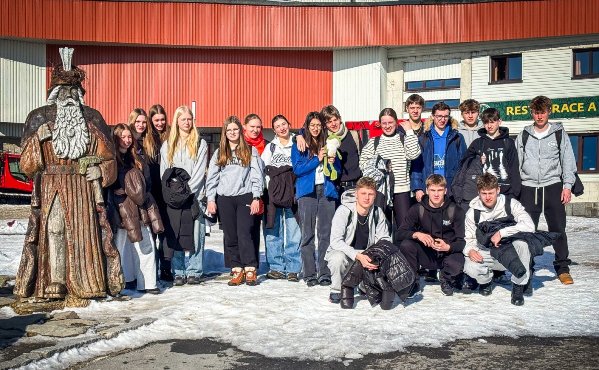 Uczniowie Ekonomika na obozie narciarskim w ramach projektu LET’S GET FIT - Serwis informacyjny z Raciborza - naszraciborz.pl