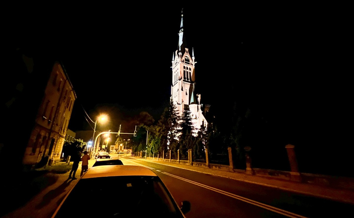 Przetarg na oświetlenie wokół kościoła św. Mikołaja w Raciborzu - Serwis informacyjny z Raciborza - naszraciborz.pl