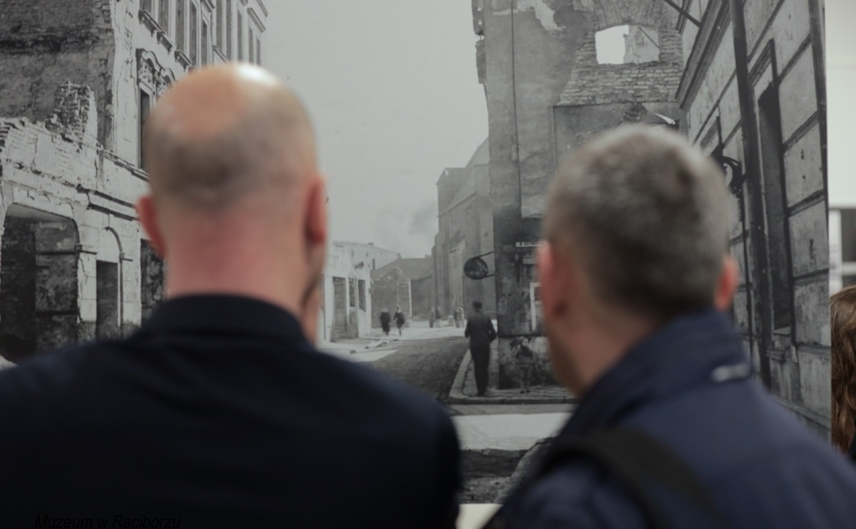 Racibórz 1945. Konferencja i wystawa upamiętniły dramatyczne wydarzenia sprzed 80 lat [FOTO i WIDEO] - Serwis informacyjny z Raciborza - naszraciborz.pl