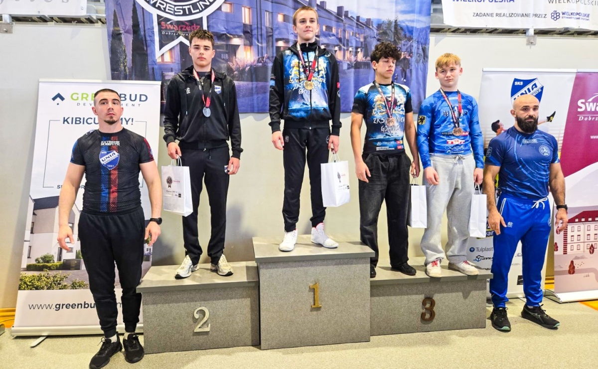 Medalowy popis zapaśników Unii Racibórz w Swarzędzu - Serwis informacyjny z Raciborza - naszraciborz.pl