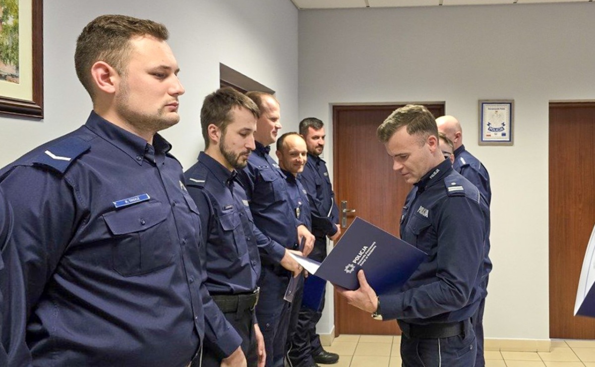 Policyjne awanse w komendzie w Raciborzu - Serwis informacyjny z Raciborza - naszraciborz.pl