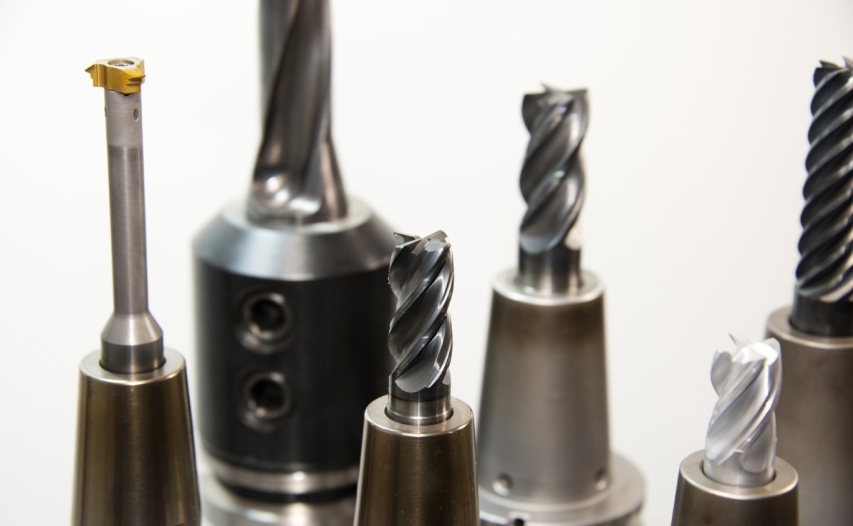 Ostrzałka do wierteł – jak wybrać i dlaczego warto jej używać? - Serwis informacyjny z Raciborza - naszraciborz.pl