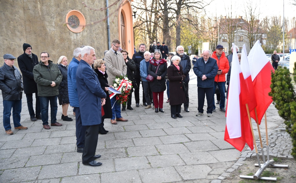 Raciborskie obchody 15. rocznicy katastrofy smoleńskiej - Serwis informacyjny z Raciborza - naszraciborz.pl