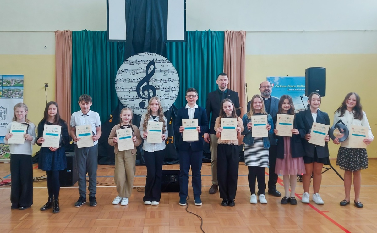 Śpiewajmy Panu! - konkurs piosenki religijnej w Borucinie - Serwis informacyjny z Raciborza - naszraciborz.pl