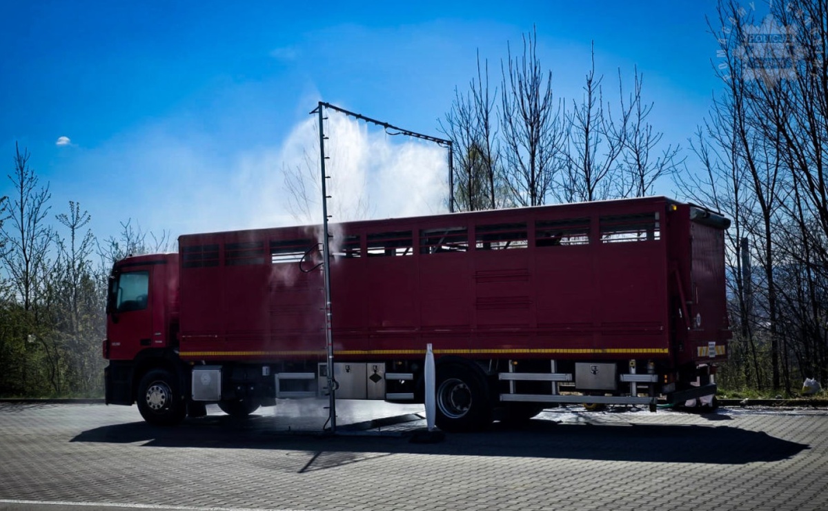 Coraz większe zagrożenie pryszczycą. Kontrole na granicy, spotkanie na zamku - Serwis informacyjny z Raciborza - naszraciborz.pl