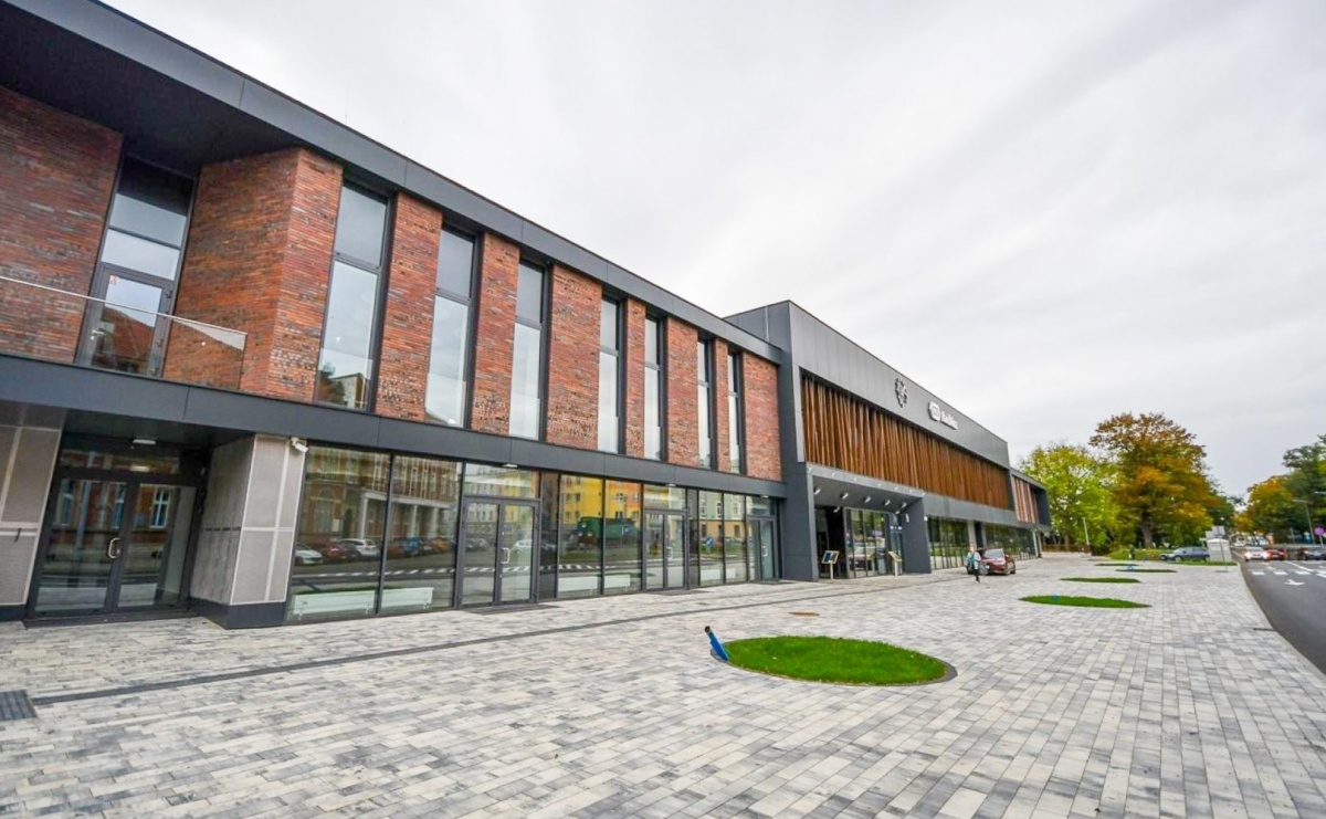 Ten zakup odmieni oblicze raciborskiego dworca. Ogłoszono przetarg - Serwis informacyjny z Raciborza - naszraciborz.pl