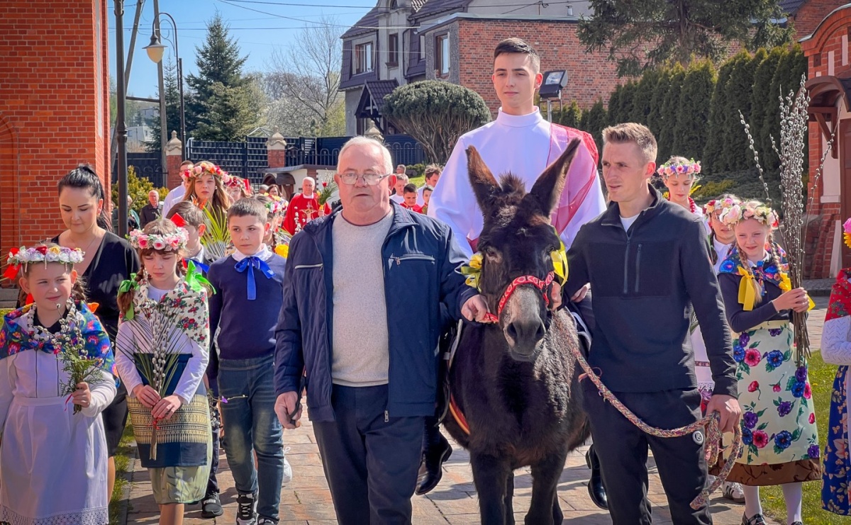 Niedziela Palmowa – początek Wielkiego Tygodnia w Raciborzu-Brzeziu [FOTO i WIDEO] - Serwis informacyjny z Raciborza - naszraciborz.pl